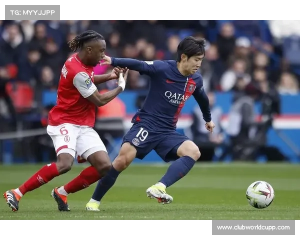 法甲精彩对决杜埃双响拉莫斯进球大巴黎6-1狂胜圣埃蒂安